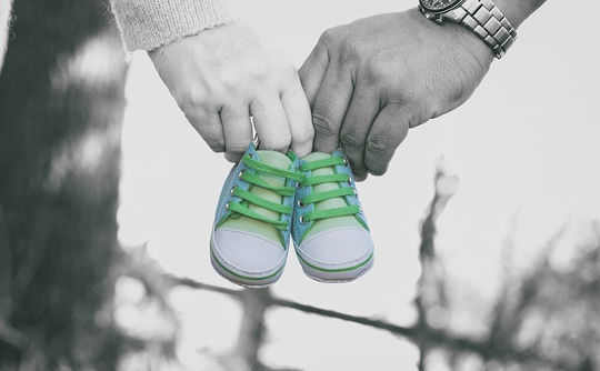 Connecting with Love and Consciously Choosing to be Loving Connecting with Love and Consciously Choosing to be Loving