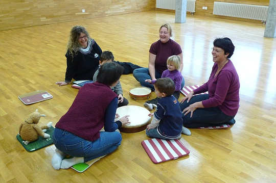 To Bond With Your Kids, Turn On Some Music? To Bond With Your Kids, Turn On Some Music?