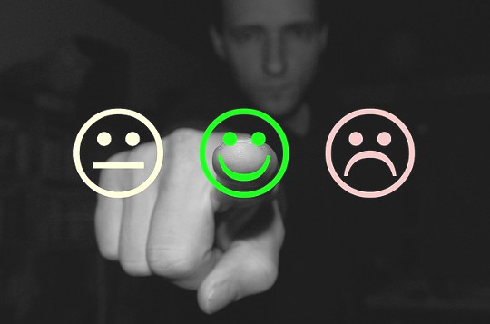 First Aid Buttons: Regulate The Body's Energy Flow and Improve Your Health First Aid Buttons: Regulate The Body's Energy Flow and Improve Your Health