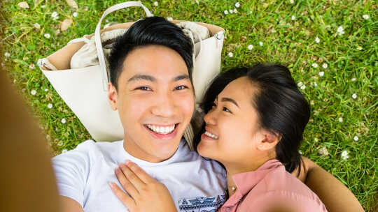 39% Of Straight Couples Now Meet Online 39% Of Straight Couples Now Meet Online