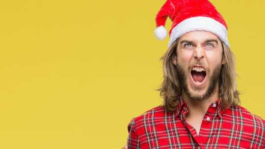 Being Grateful This Christmas Benefits You Even When Your Family's Driving You Bananas Being Grateful This Christmas Benefits You Even When Your Family's Driving You Bananas