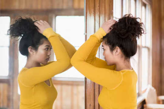 Why Staring At Yourself On Zoom Has Serious Consequences For Mental Health zoom dangerous selfconcept2 4 25