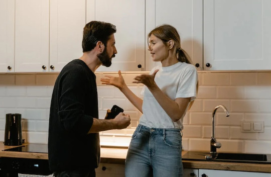 arguing pattern behavior 4 21