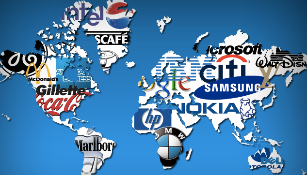 How did Clinton’s compromises align Democrats with neoliberalism? How does Trump’s presidency highlight real economic risks today?