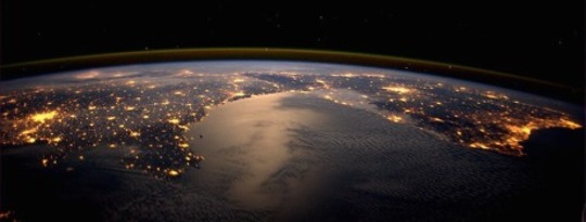 Revolution! The First Principle of Aquarius Revolution! The First Principle of Aquarius