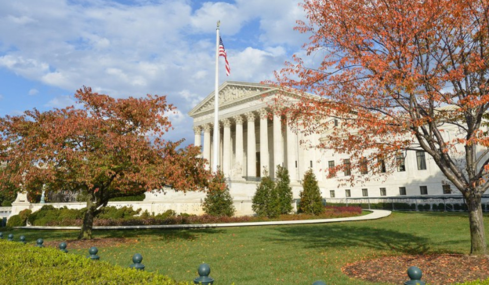 Supreme Court Power Clash: Can the Unitary Executive Theory Tip America into Autocracy?