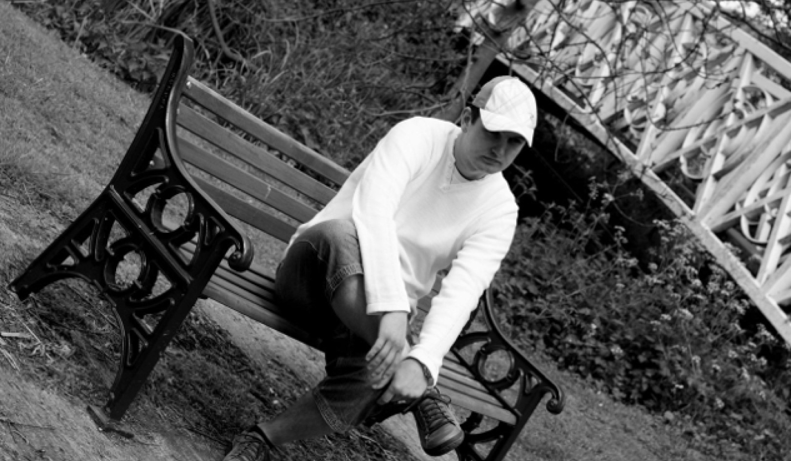 The Hidden Emotional Consequences of Dating App Behavior