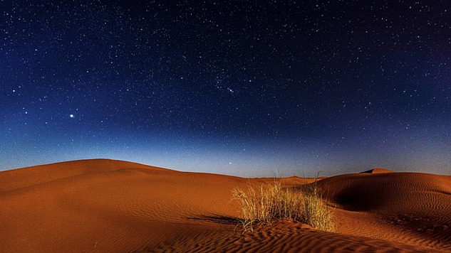 Night sky over the desert. Image by StockSnap from Pixabay.